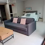 Apartment Living Libreros