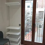 Apartment Living Libreros *
