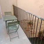 Living Libreros Apartment