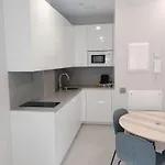 Apartment Living Libreros